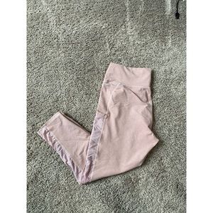 Women’s pink Fabletics leggings